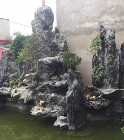 Hòn non bộ đơn giản và hợp phong thủy